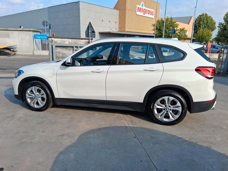 Bmw X1 xDrive25e Advantage