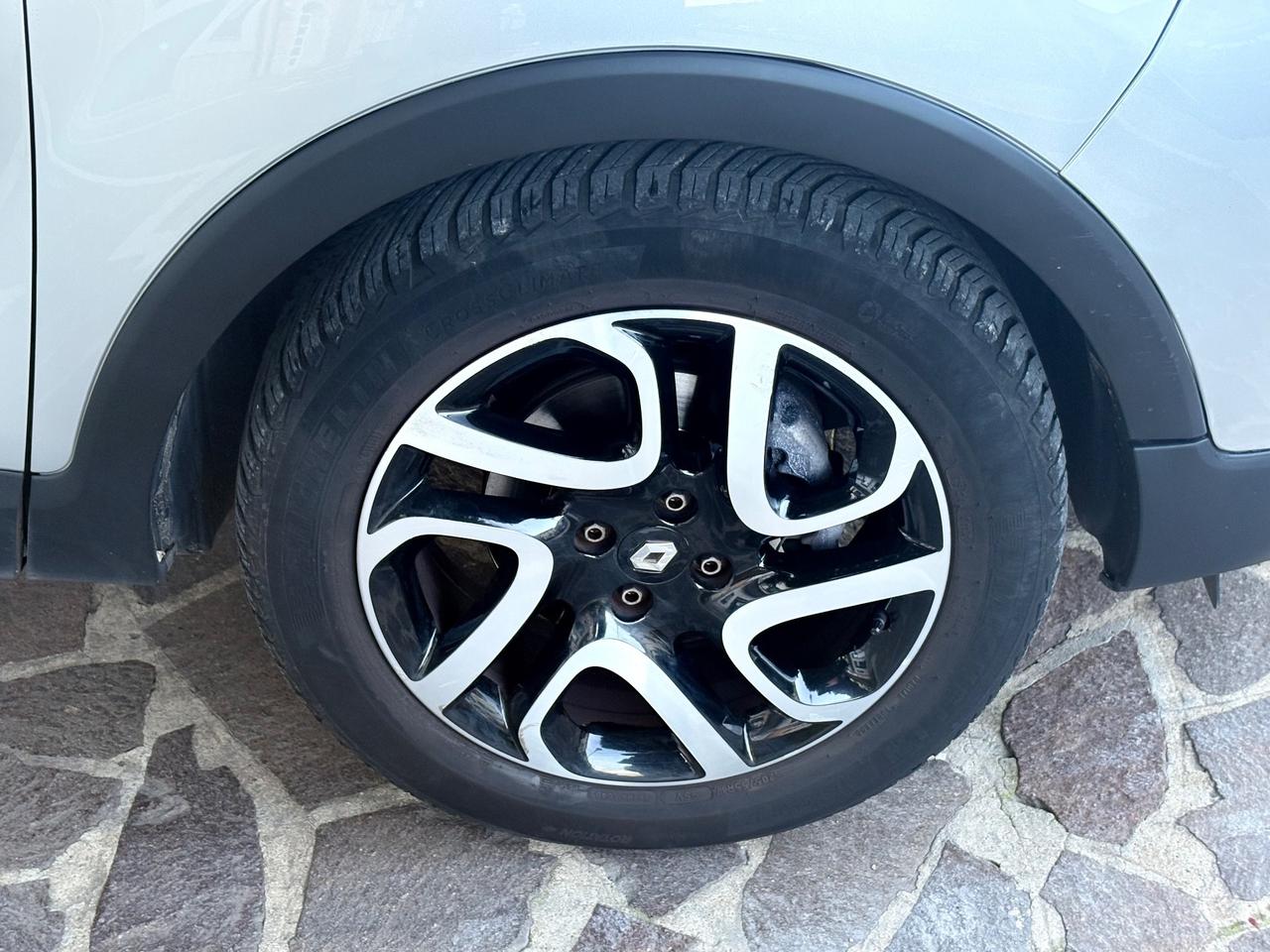 Renault Captur 1.5 dCi 90 CV EDC Energy R-Link LED