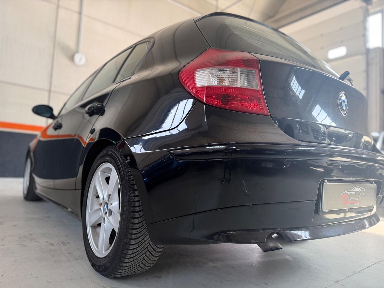 Bmw 118 118d cat 5 porte Attiva NEOPATENTATI