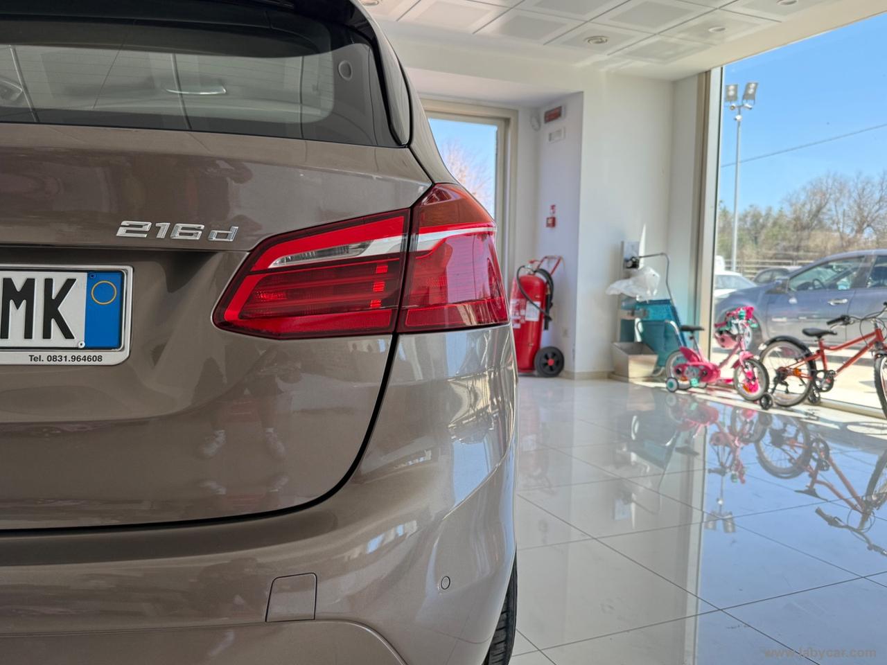 BMW 216d Active Tourer Business
