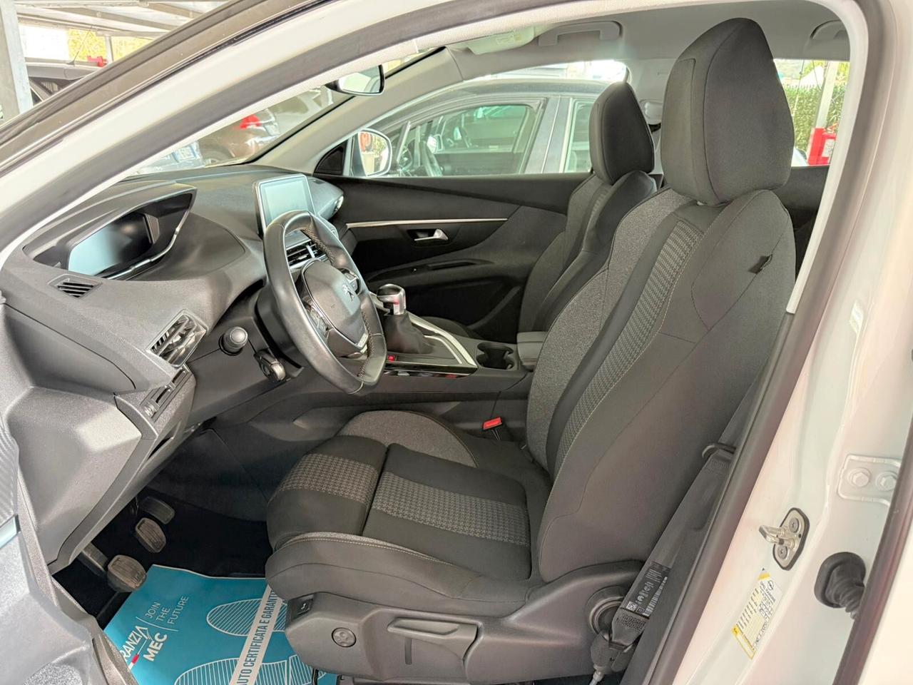 Peugeot 3008 BlueHDi 130 S&S Business