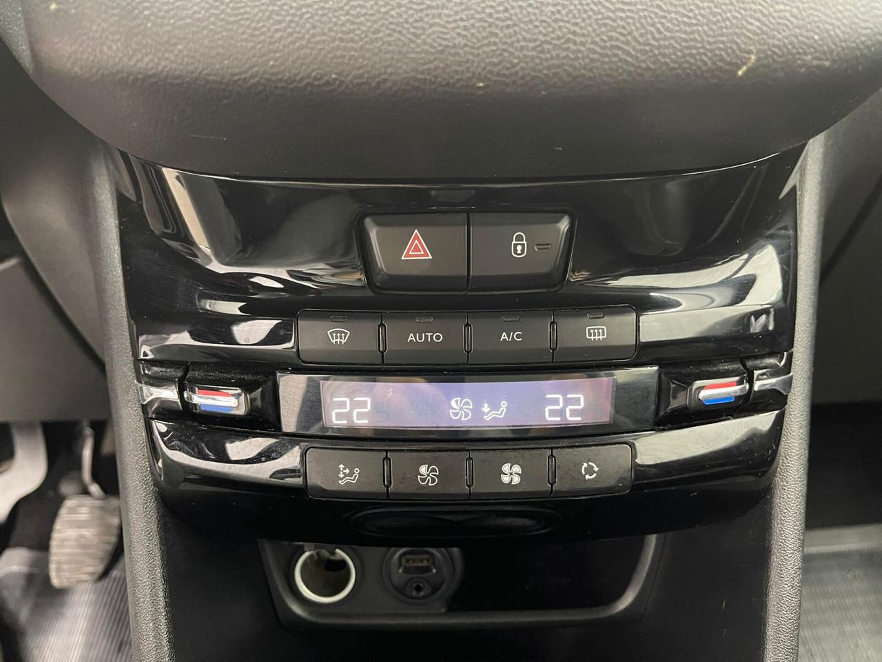 Peugeot 208 ALLURE FINANZIABILE SENZA BUSTA - PRONTA CONSEGNA