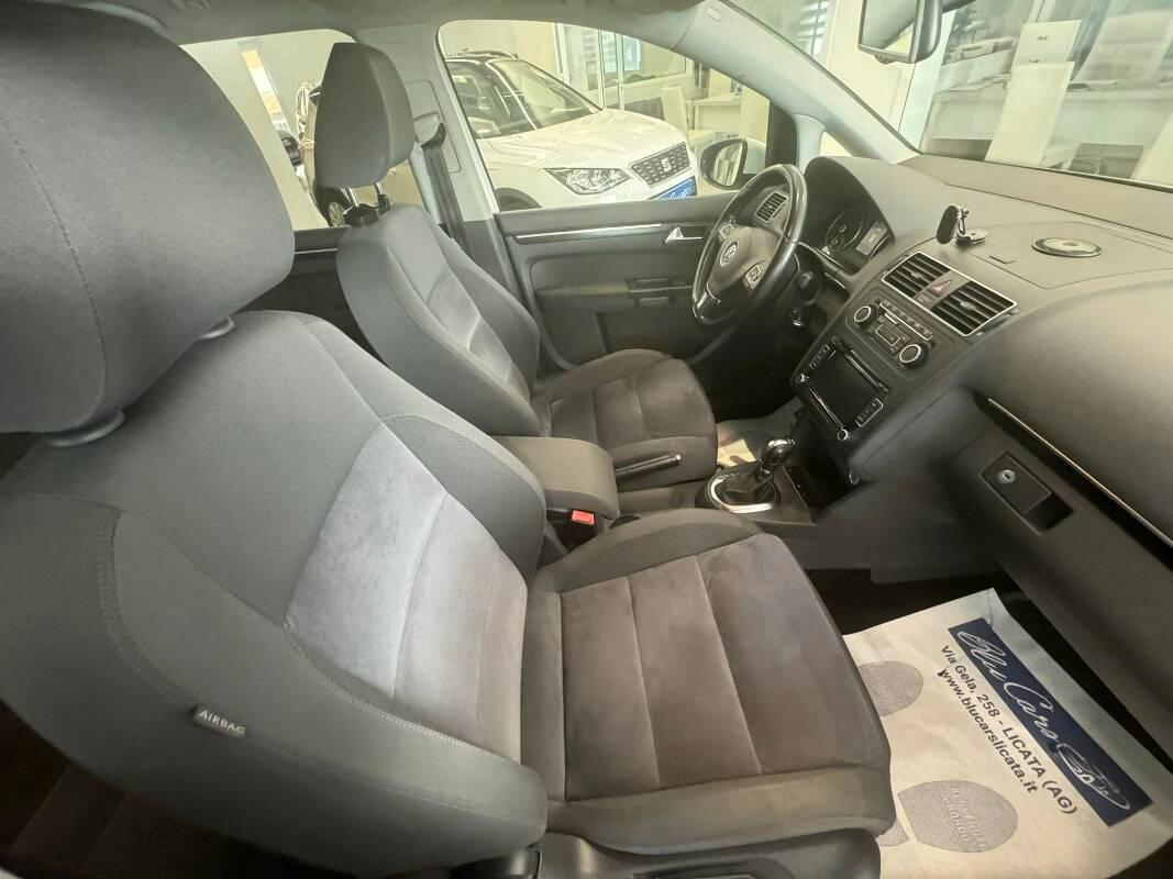 Volkswagen Touran 2.0 tdi Highline dsg
