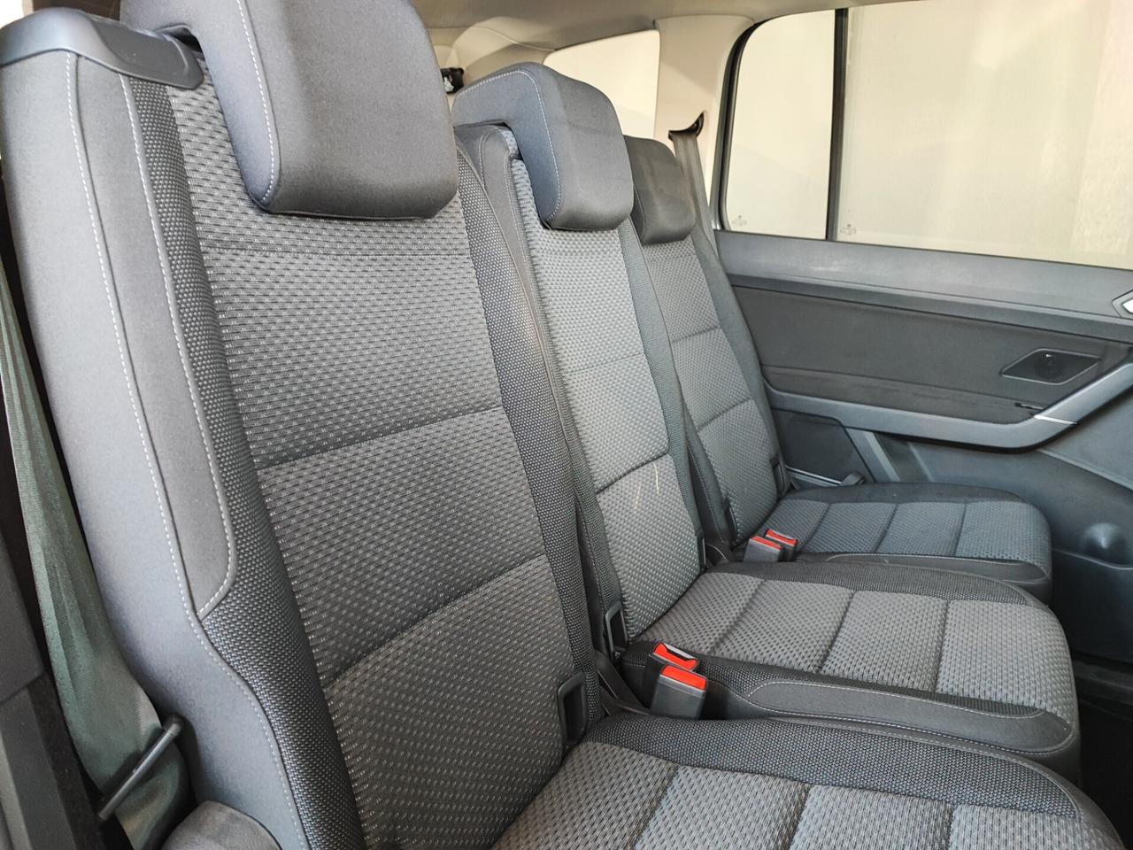 Volkswagen Touran 2.0 TDI 150 CV SCR DSG Business BlueMotion Technology