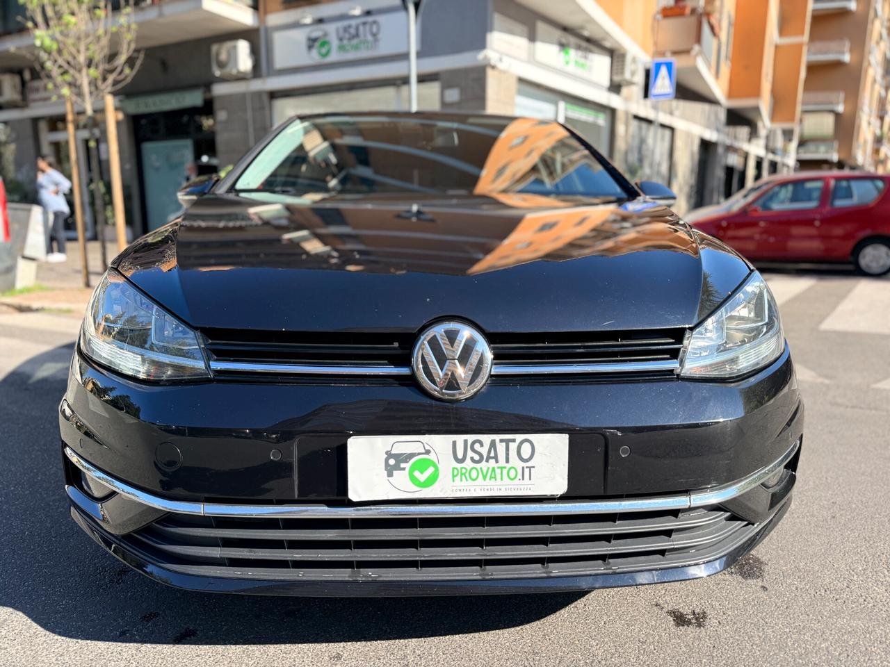 VW Golf 1.6 TDI 115cv Automatico DSG Garanzia 12m