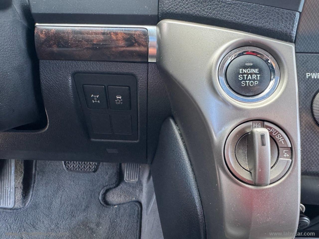 TOYOTA Land Cruiser V8 4.5 D4-D 7 posti