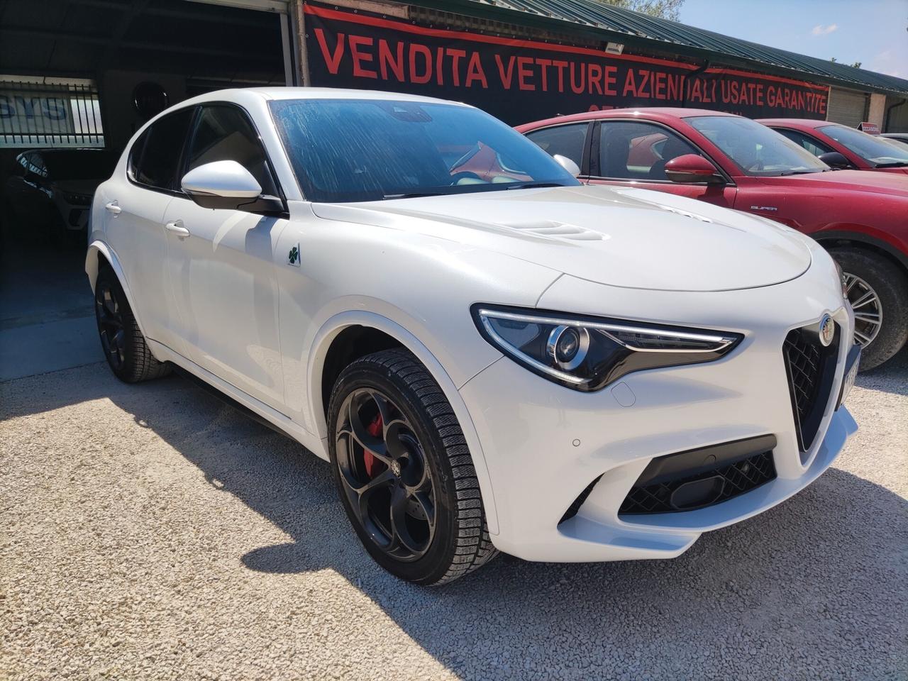 Alfa Romeo Stelvio 2.9 Bi-Turbo V6 510 CV AT8 Quadrifoglio