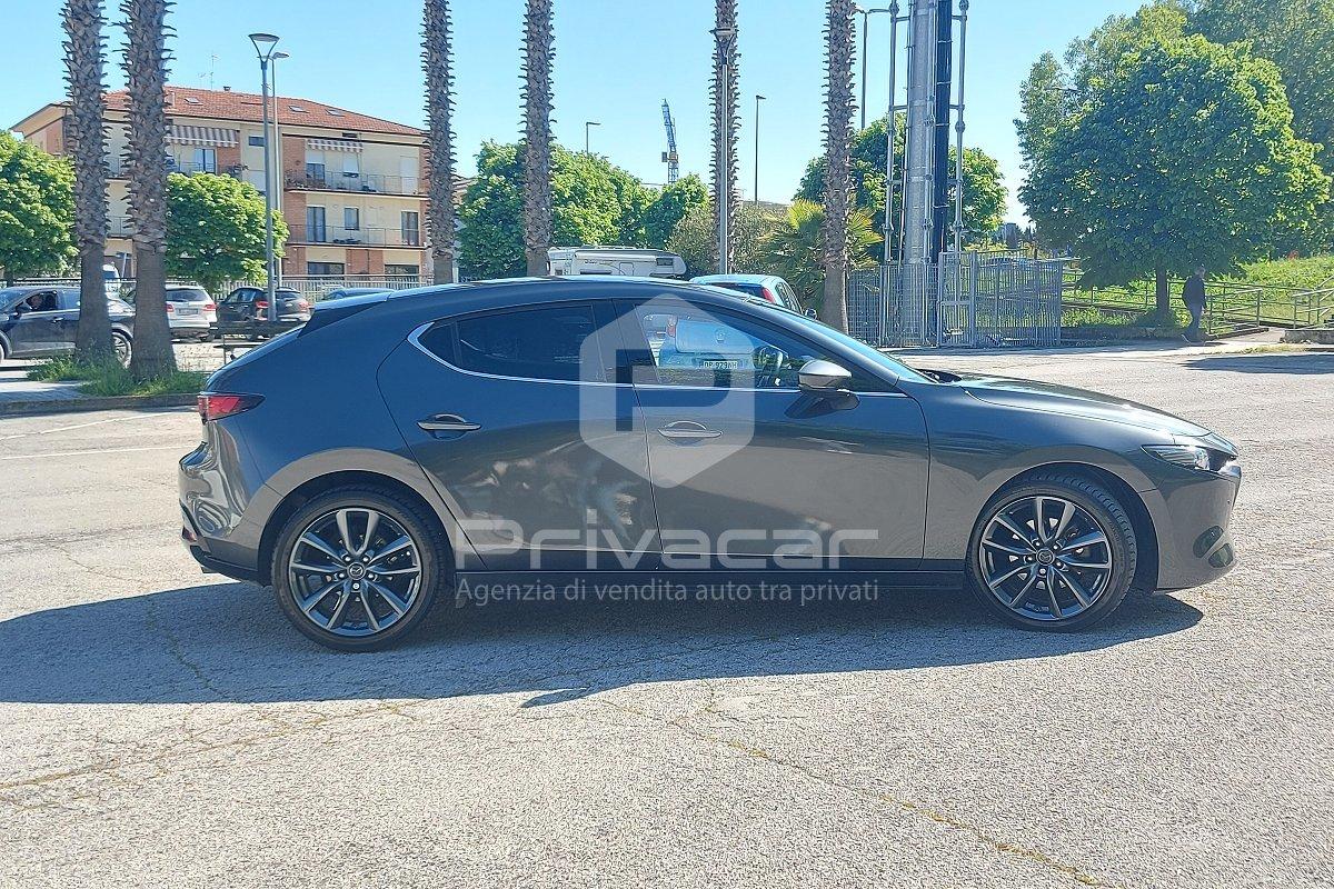 MAZDA Mazda3 1.8L Skyactiv-D Exceed