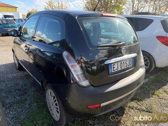 LANCIA Ypsilon 1.2 69 CV Unyca