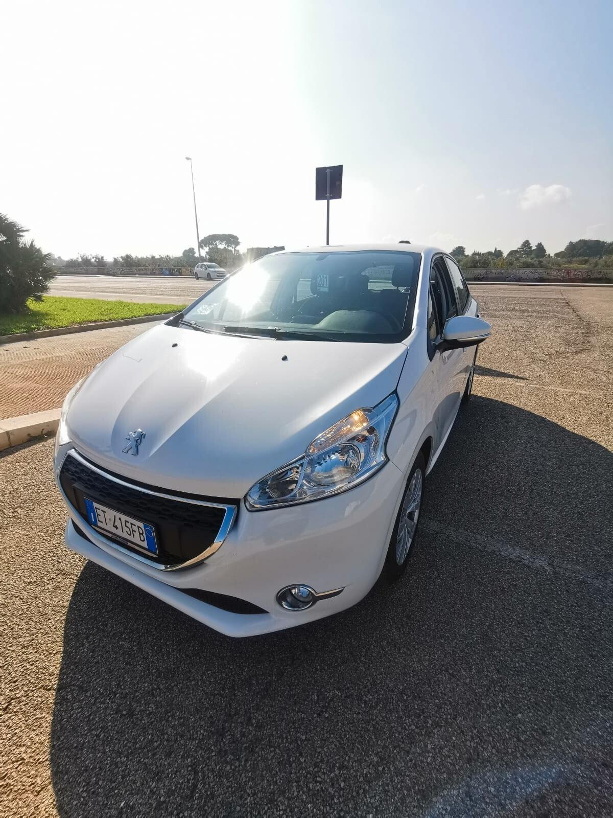 Peugeot 208 1.2 VTi 82 CV 5 porte Active 12/2013