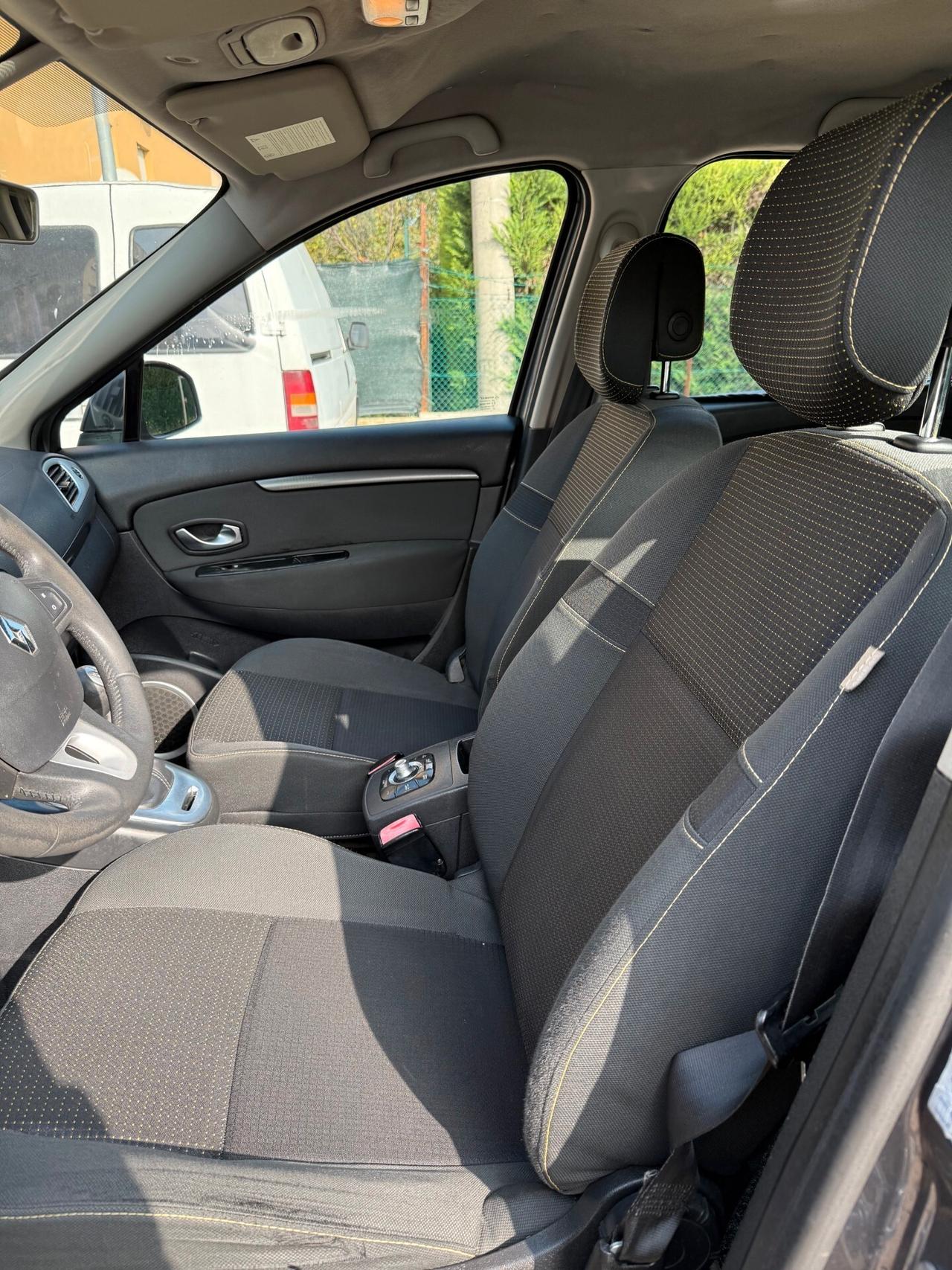 Renault Scenic X-Mod 1.5 dci - NAV. - 12 MESI DI GARANZIA -