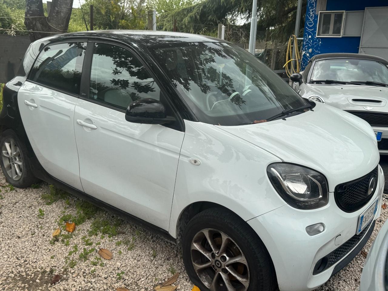 Smart ForFour 70 1000 benzina catena rotta veicolo non marcianrte 2016