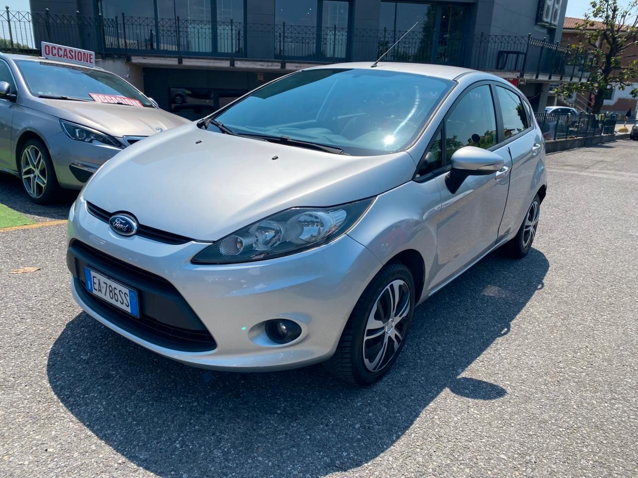 Ford Fiesta Fiesta+ 1.4 TDCi 68CV 5 porte
