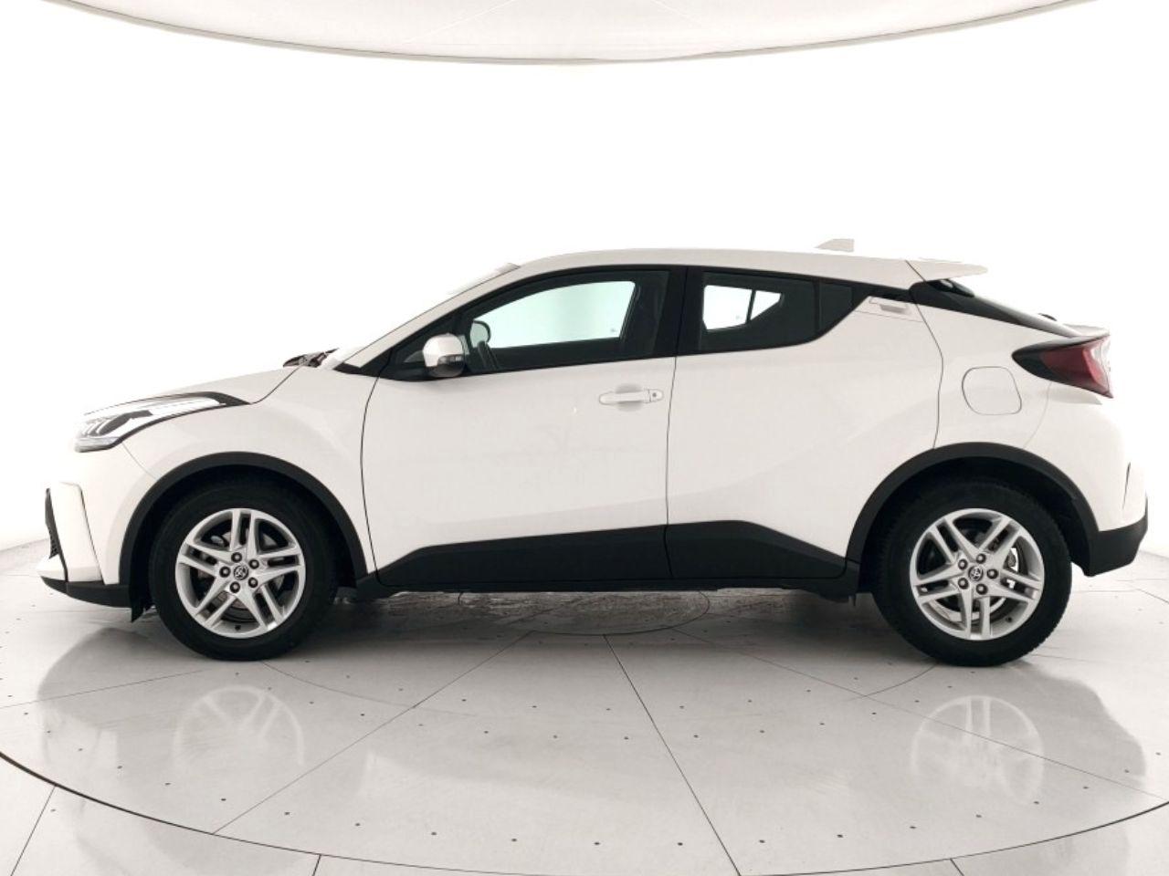 TOYOTA C-HR 1.8h Active e-cvt
