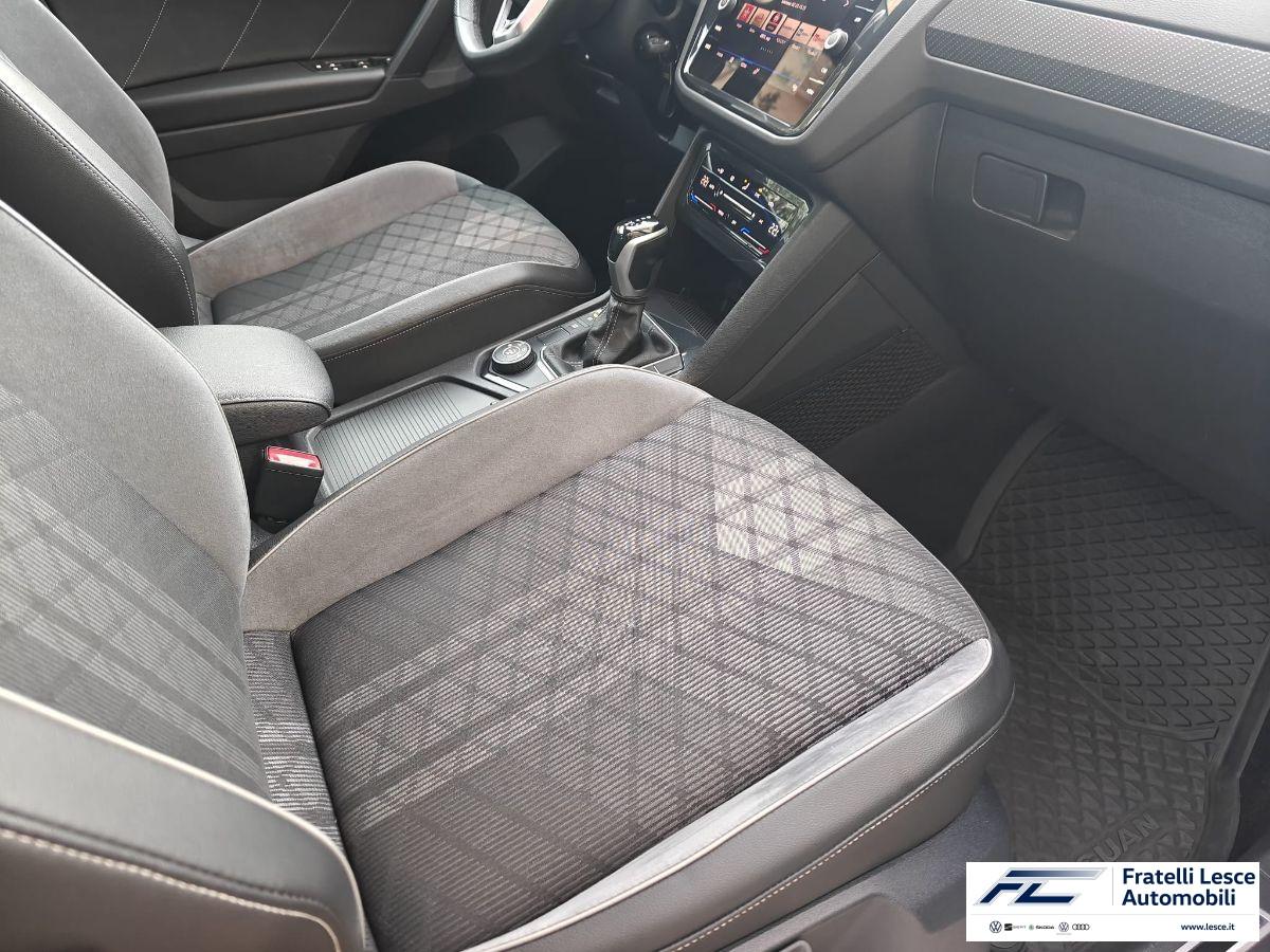 VOLKSWAGEN - Tiguan 2.0 tdi R-Line 4motion 200cv dsg (Esposizione Piano Lago)