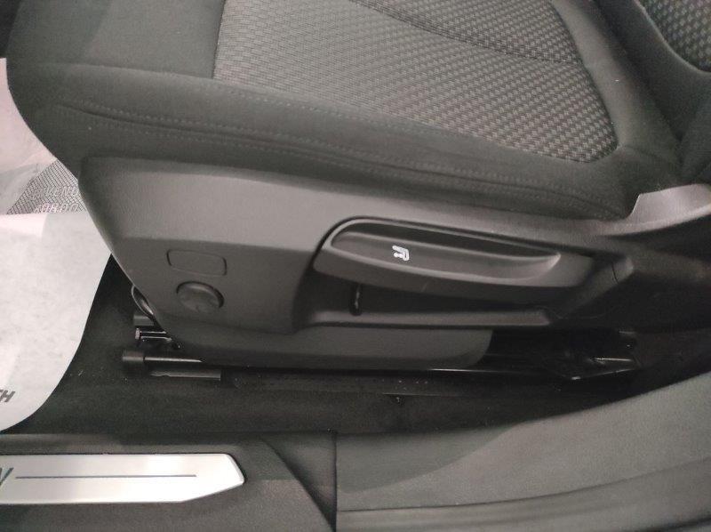 BMW Serie 1 (F40) - 120i 5p. Business Advantage