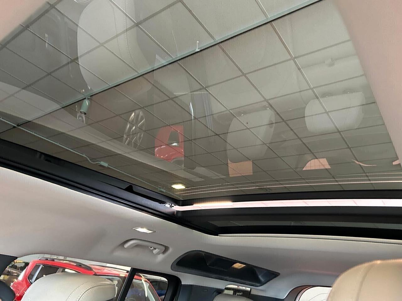 Land Rover Defender 110 HSE 3.0D I6 300 CV AWD Auto MHEV