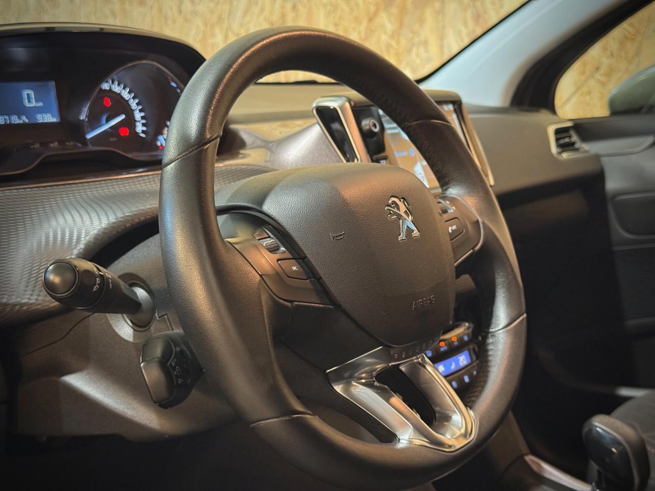 Peugeot 2008 1.2 VTi 82CV Active - NEOPATENTATI
