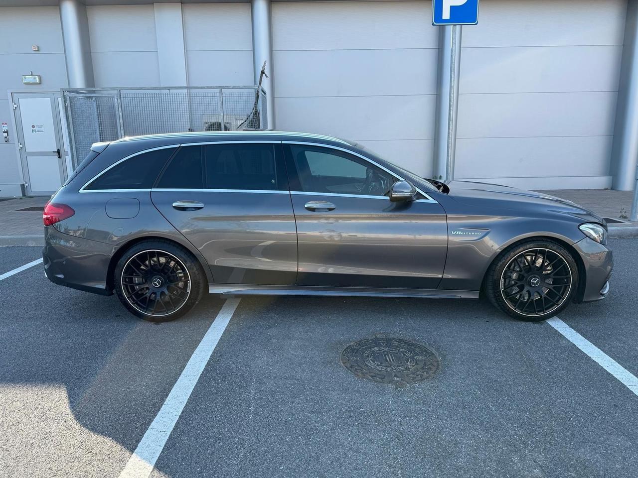 Mercedes-benz C 63 AMG S.W.