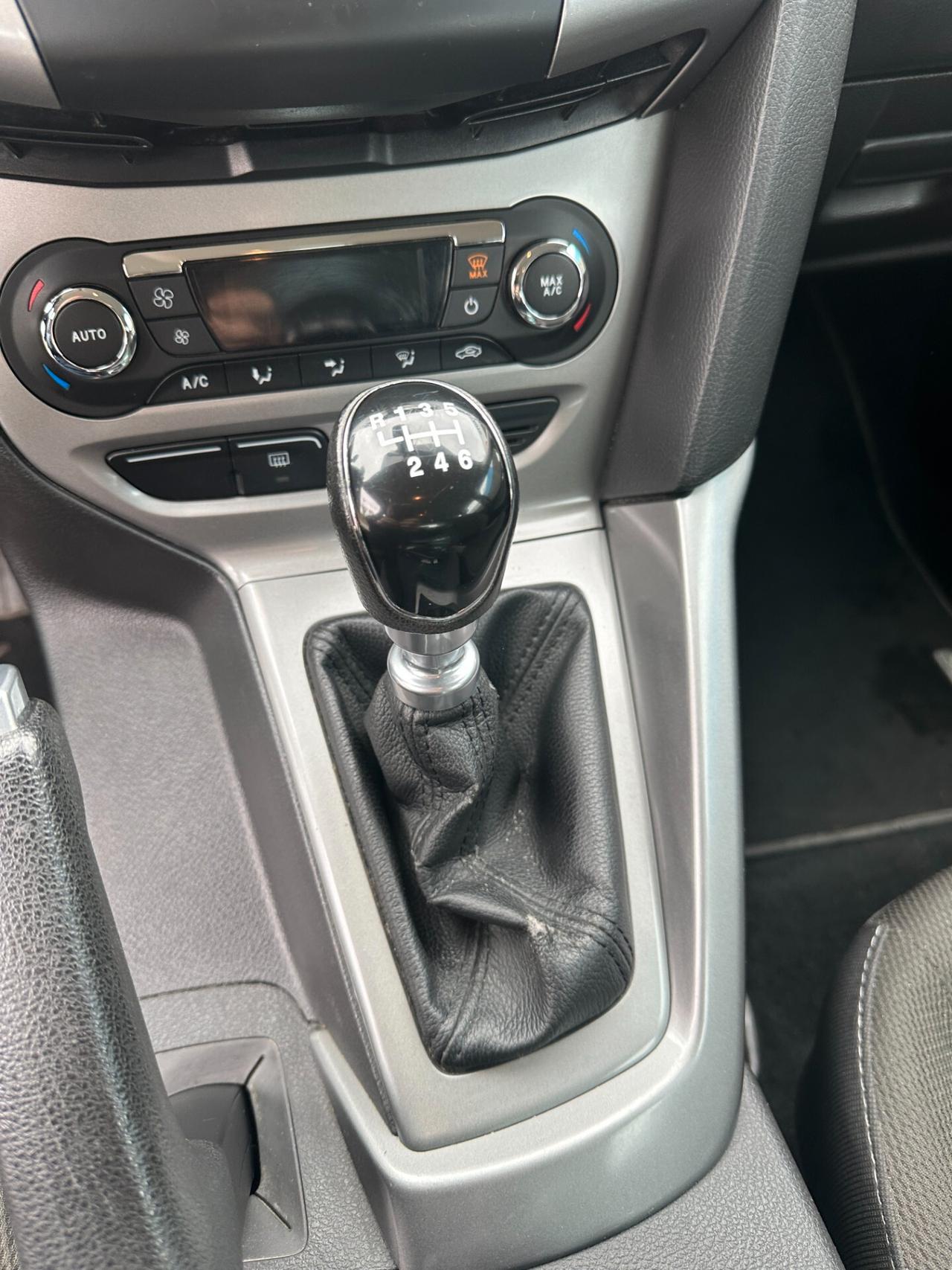 Ford Focus 1.6 TDCi 115 CV SW Titanium
