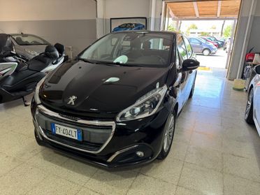 Peugeot 208 PureTech GPL 82 cv Allure NAVIGATORE-R