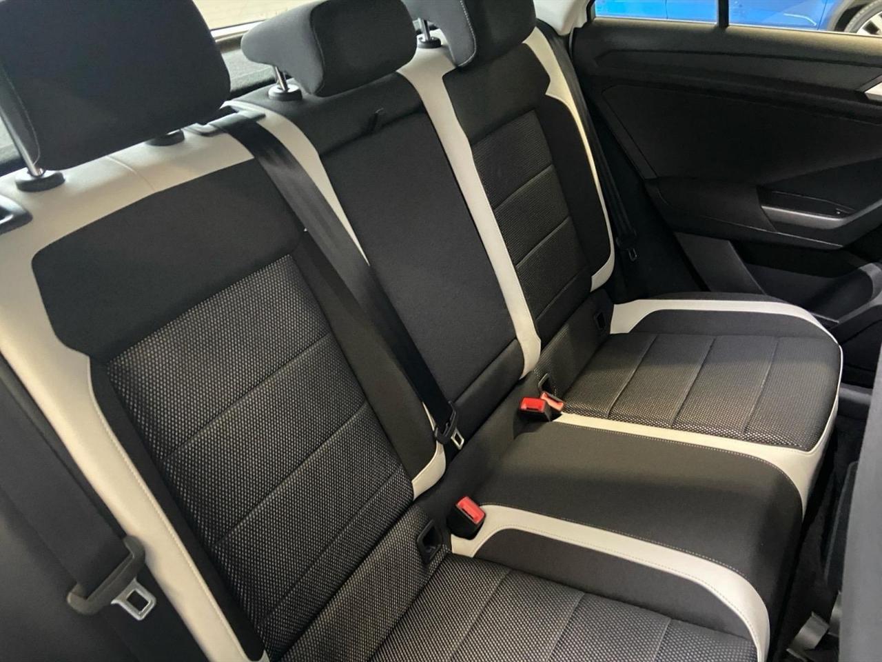 Volkswagen T-Roc 1.5 tsi advanced