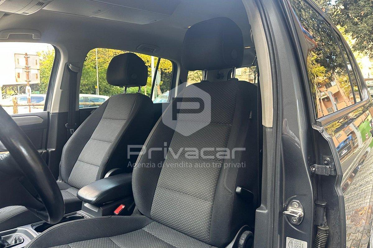 VOLKSWAGEN Touran 2.0 TDI 115 CV DSG Business BlueMotion Technology