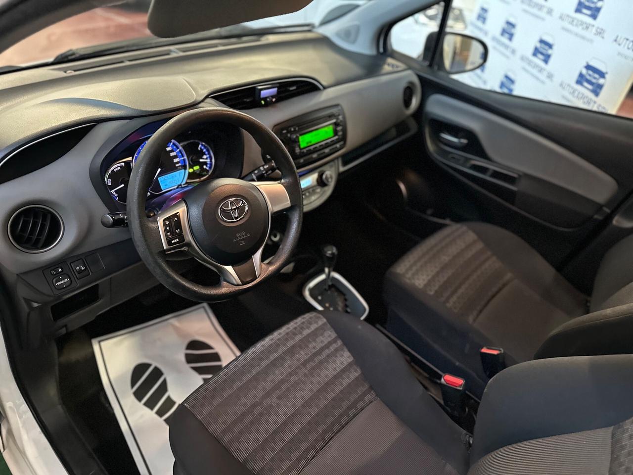 Toyota Yaris 1.5 Hybrid 5/ibrido-benzina/2017/automatico