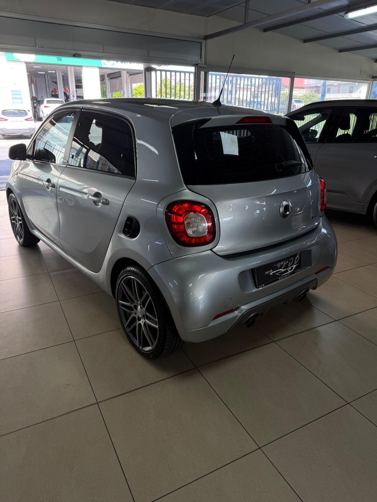 Smart ForFour 1.0 70CV ALLESTIMENTO BRABUS AUTOMATICO