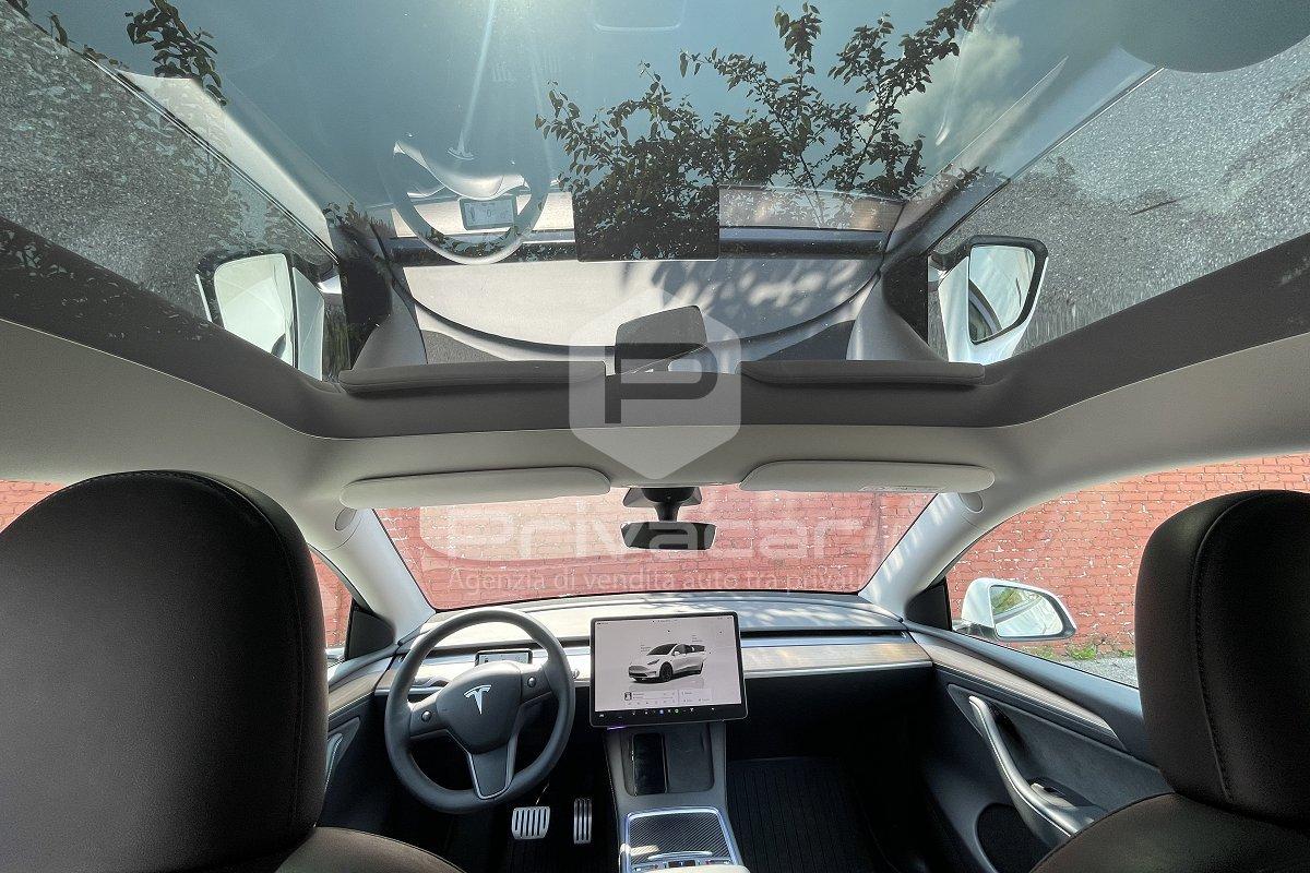 TESLA Model Y Performance AWD