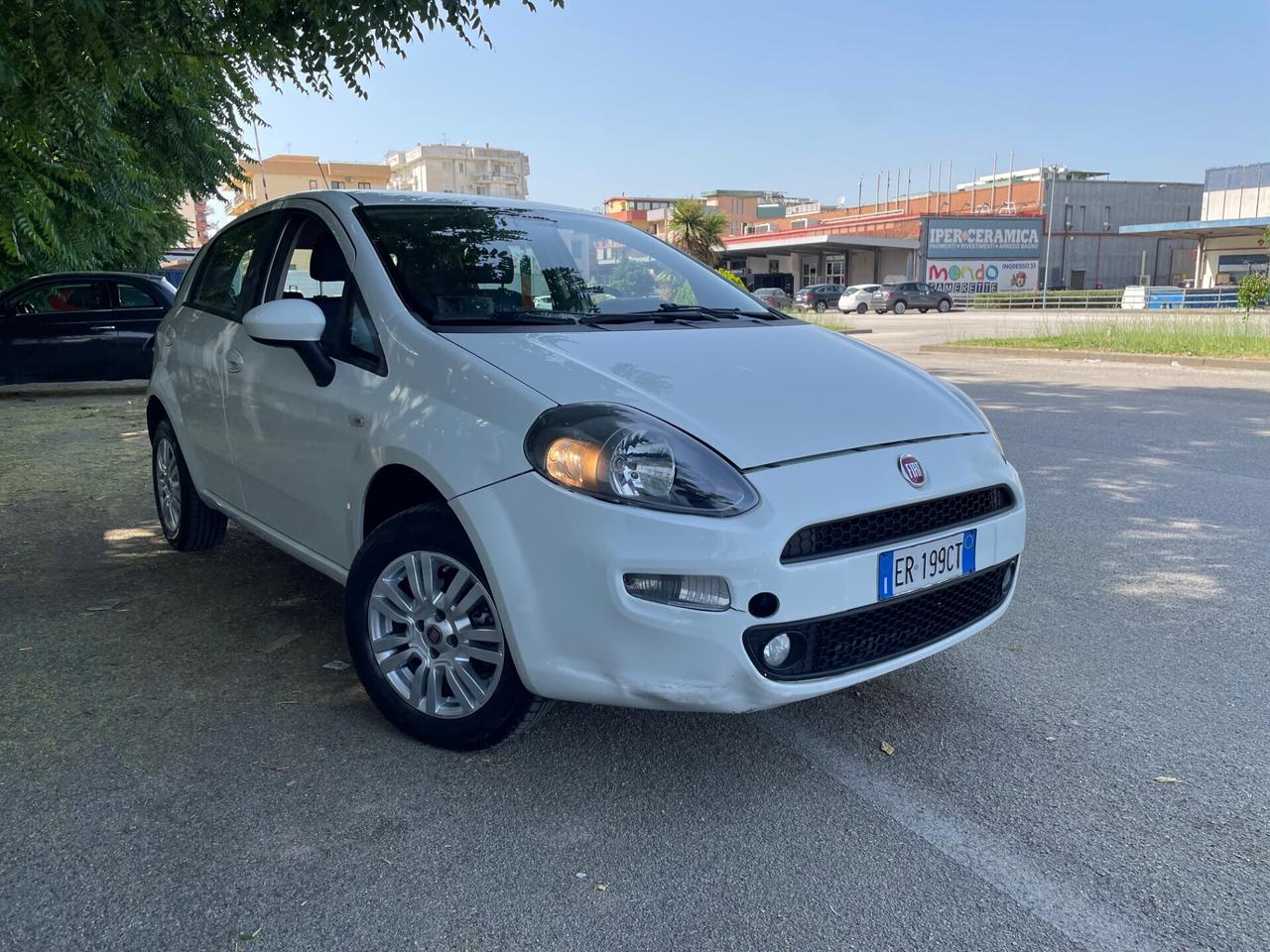 Fiat Punto Easy 1.4 Natural Power Super Full 2014