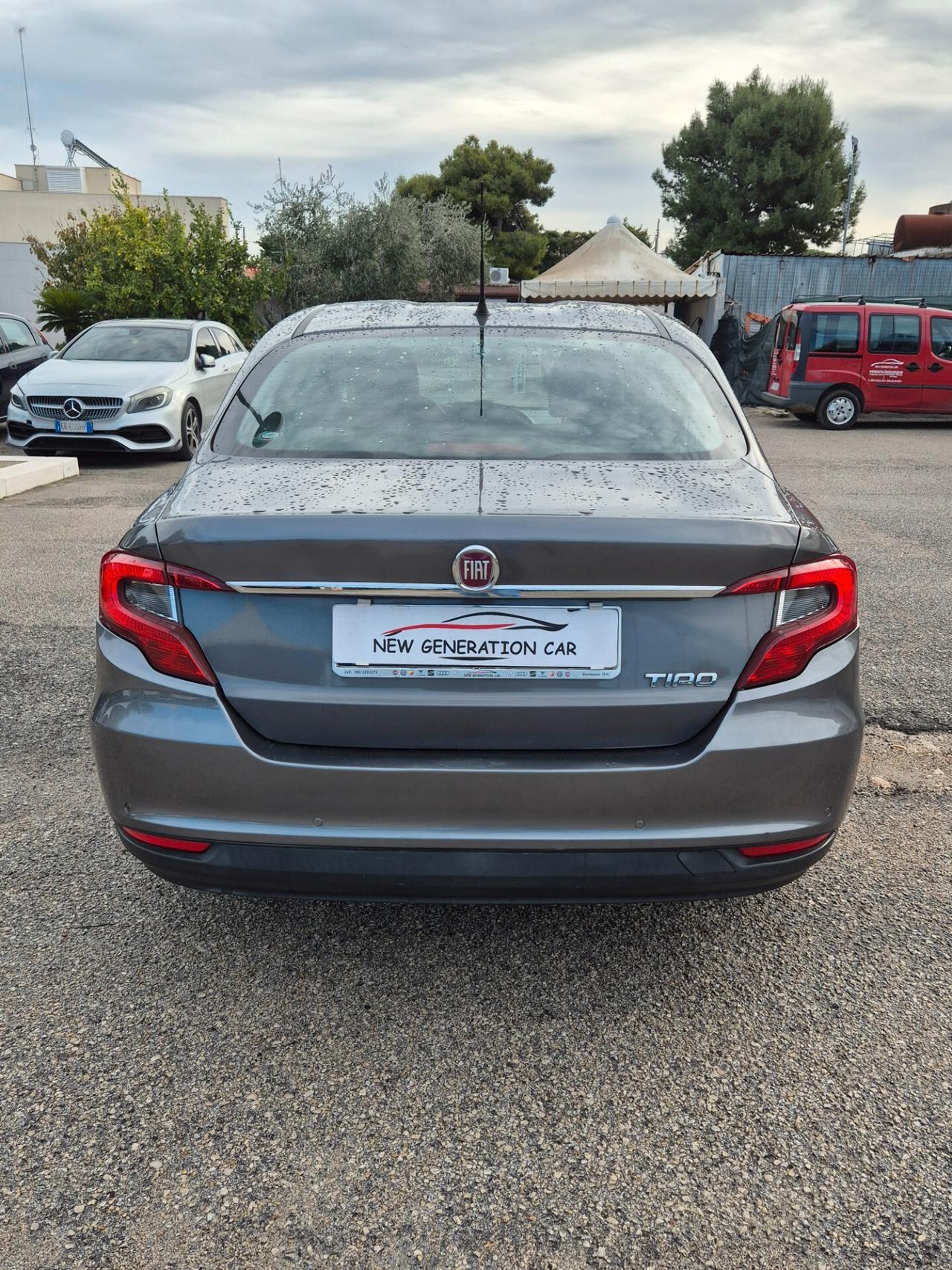 Fiat Tipo Lounge 1.4 gpl