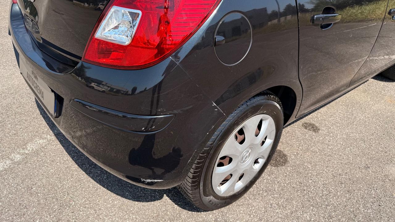Opel Corsa 1.2 85CV 5 porte GPL-TECH Edition