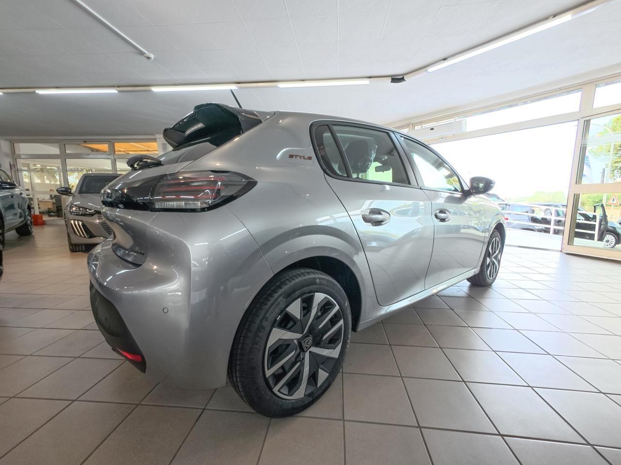 Peugeot 208 Hybrid 100 e-DCS6 Style KM 0