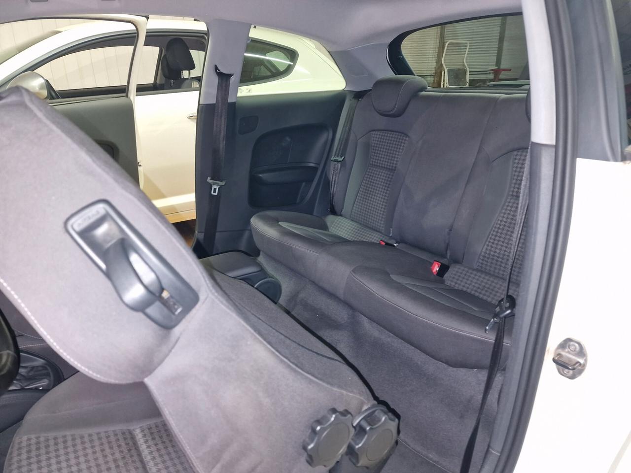 Audi A1 1.4 TFSI S tronic Ambition sline ok neopatentatiAudi A1 1.4 TFSI S tronic Ambition sline ok neopatentati