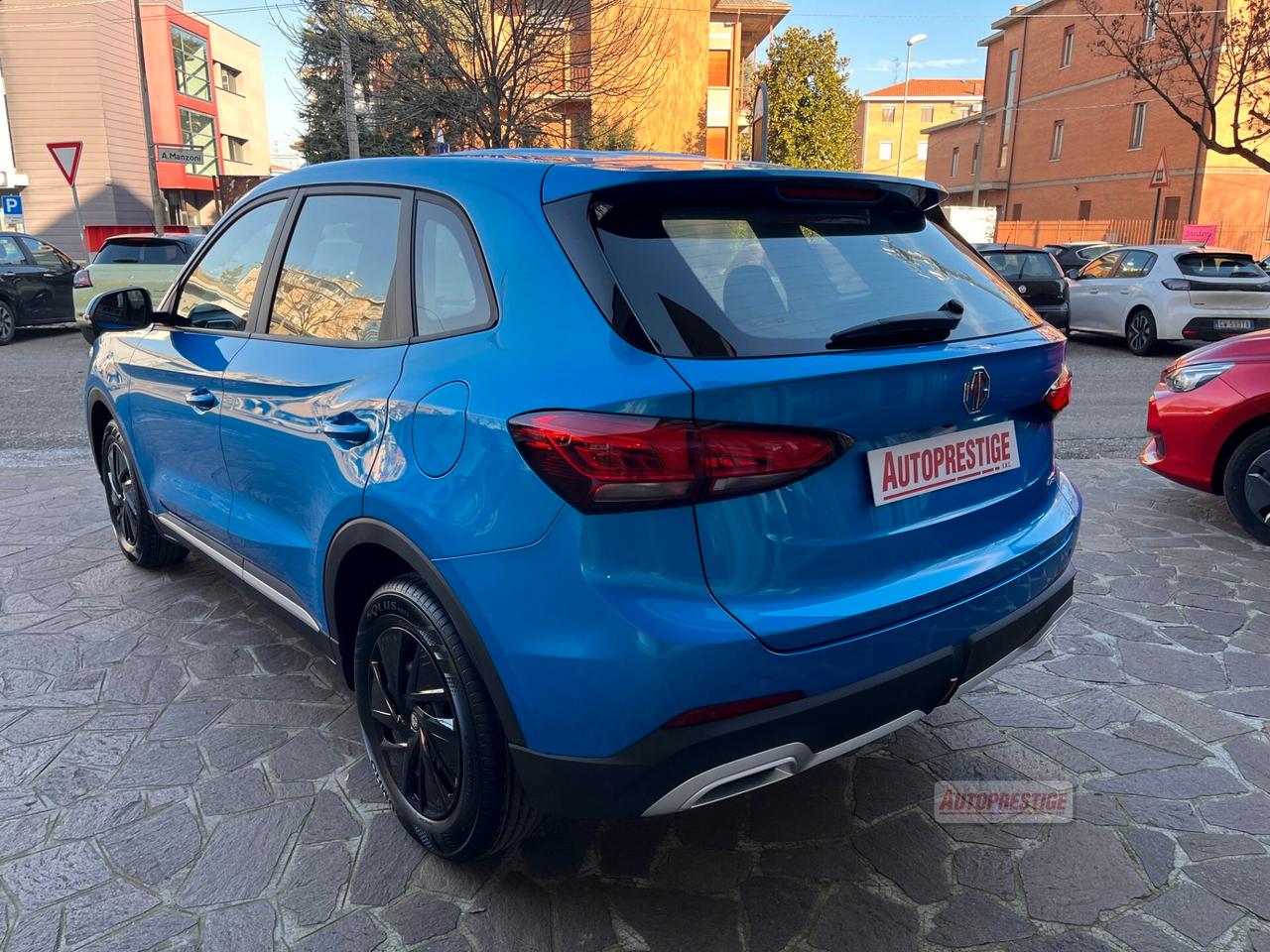 Mg ZS 1.5L 5MT Standard