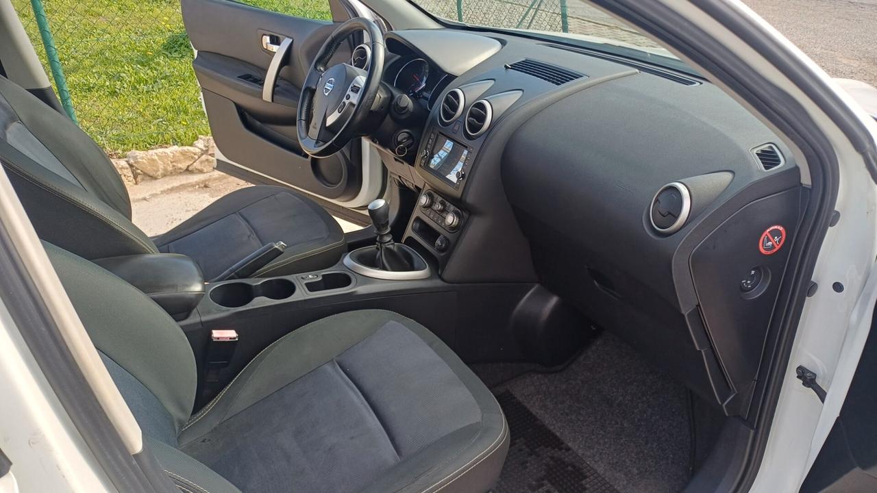 Nissan Qashqai 1.5 dCi DPF Tekna