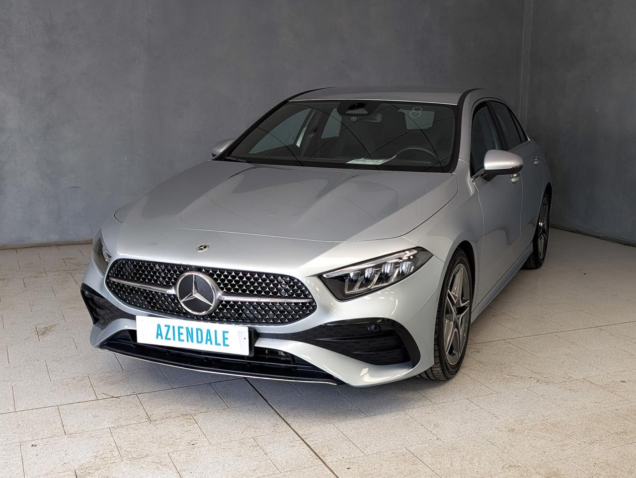 Mercedes-Benz classe a - w177 a 180 premium amg line auto 180 Automatic Premium AMG Line