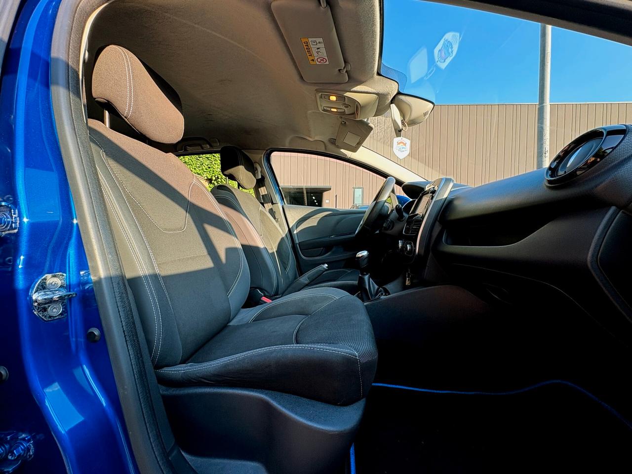 RENAULT CLIO 1.5D-EURO 6-Motore con 145000KM-2018