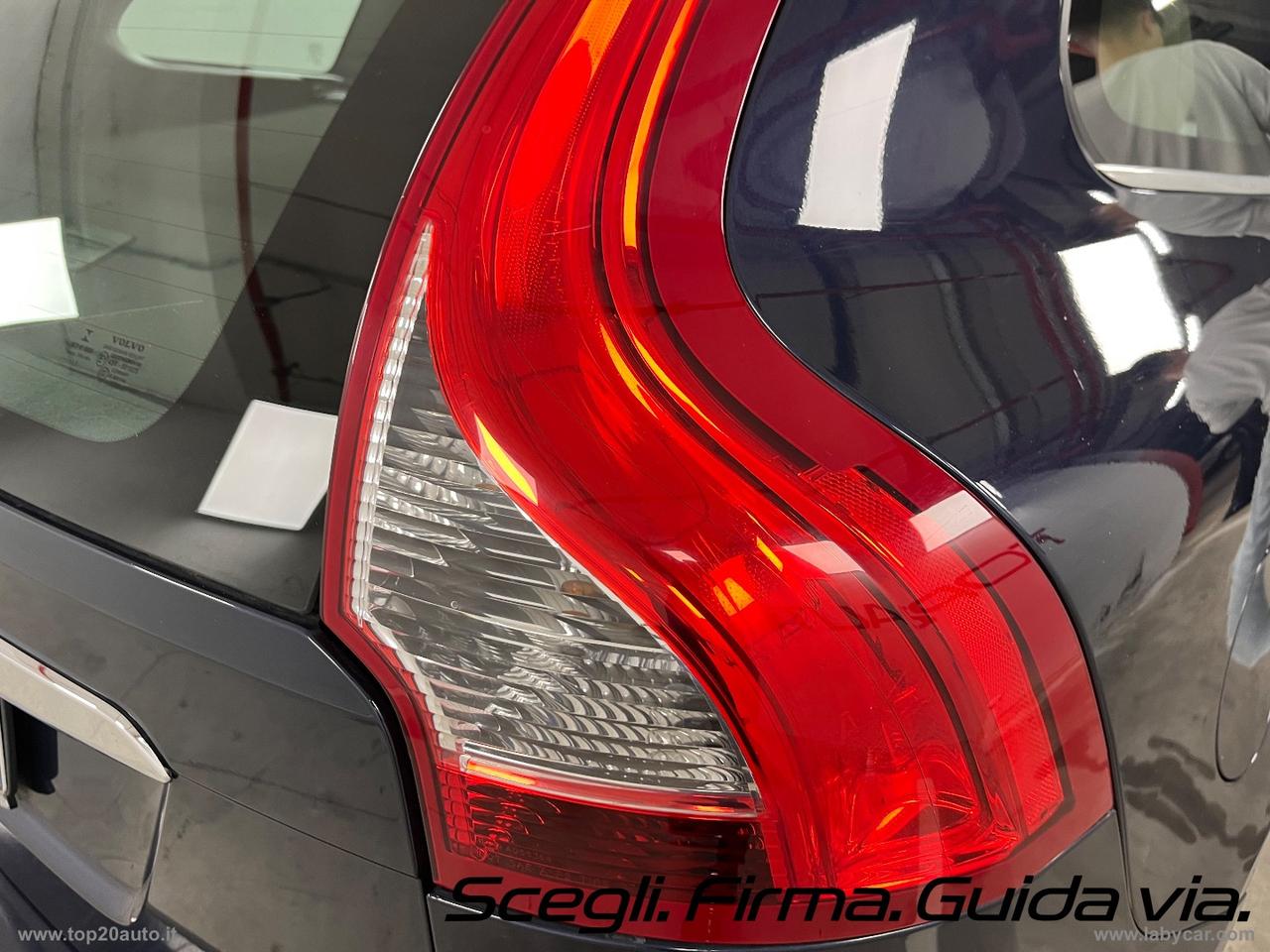 VOLVO XC60 D4 Summum|TETTO APRIBILE|PELLE|SEDILI RISC.