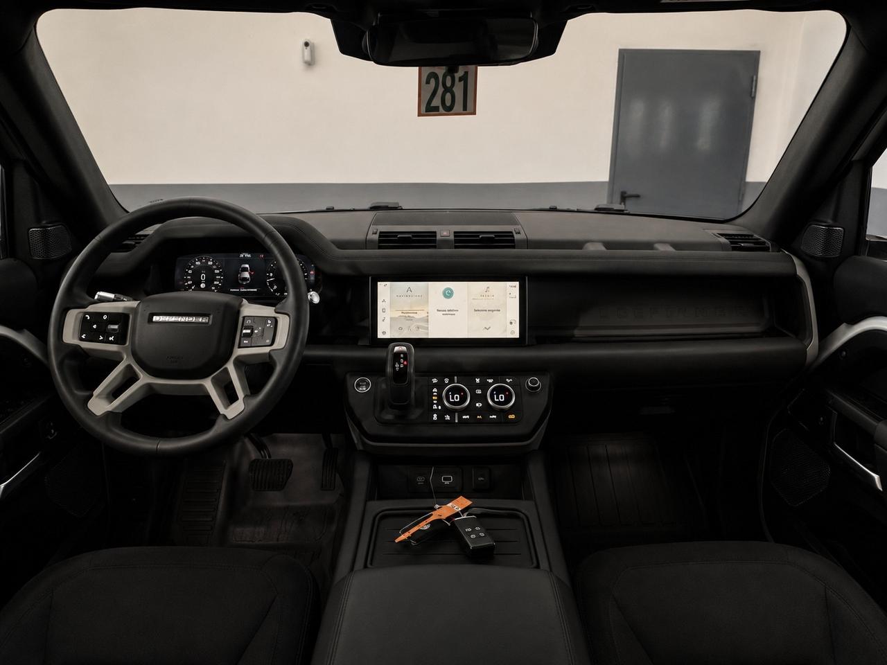 Land Rover Defender 110 3.0D I6 250 CV AWD Auto X-Dynamic HSE