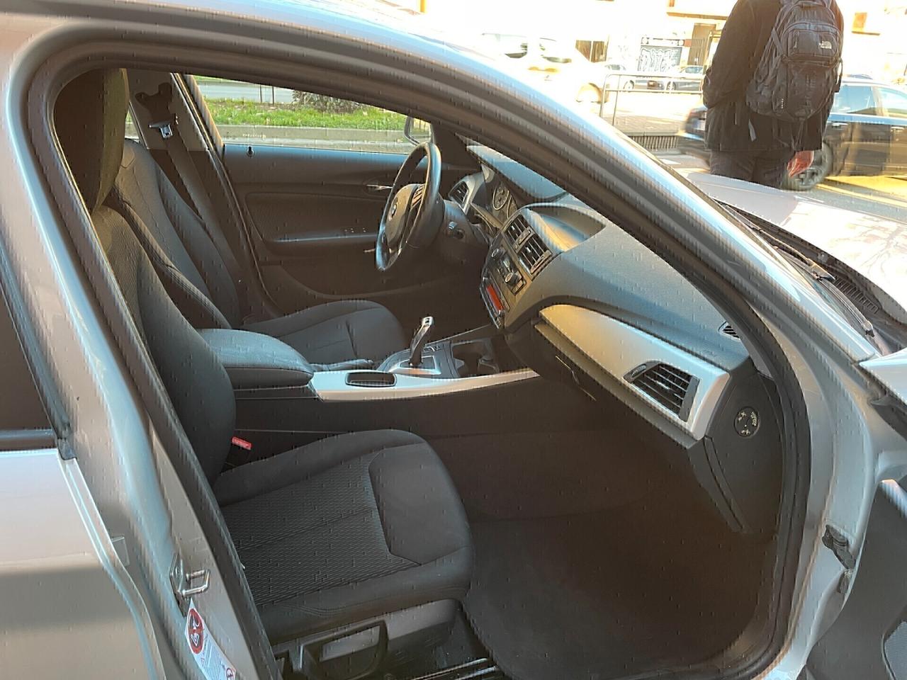 Bmw 116 116d 5p. Efficient Dynamics Urban AUTOMATICA