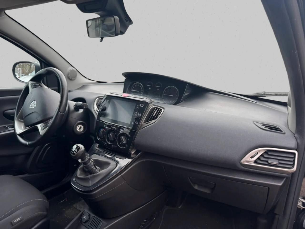 Lancia Ypsilon 1.0 FireFly 5 porte S&S Hybrid Gold 10/2022