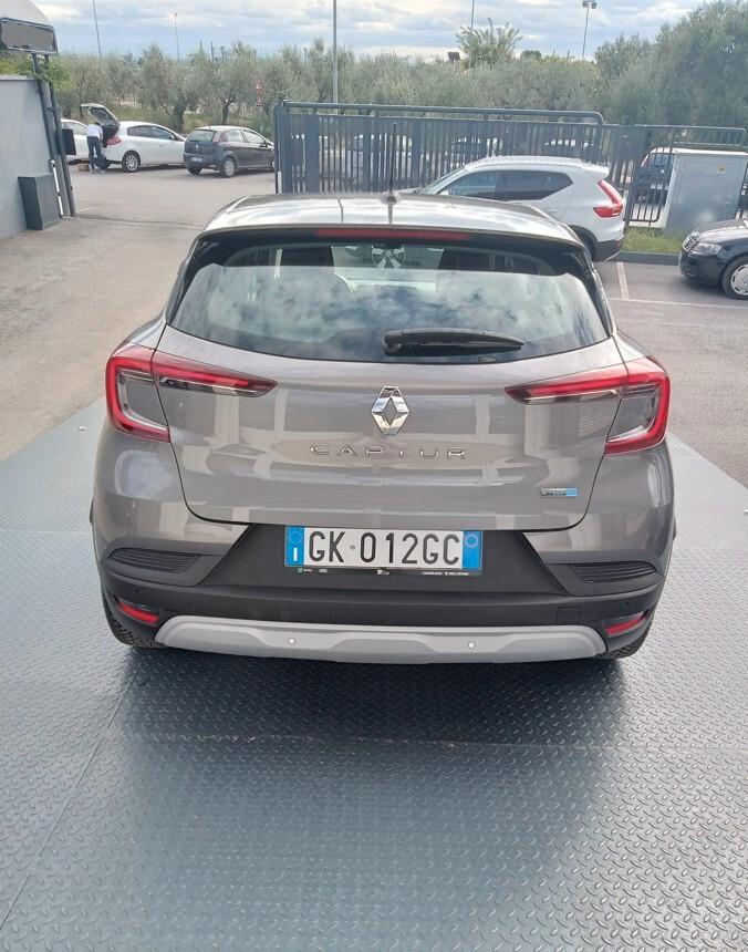 Renault Captur Hybrid E-Tech 145 CV Business