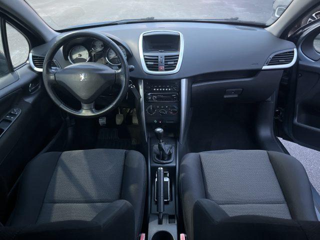 PEUGEOT 207 1.6 HDi 90CV 3p. ADATTA A NEOPATENTATI