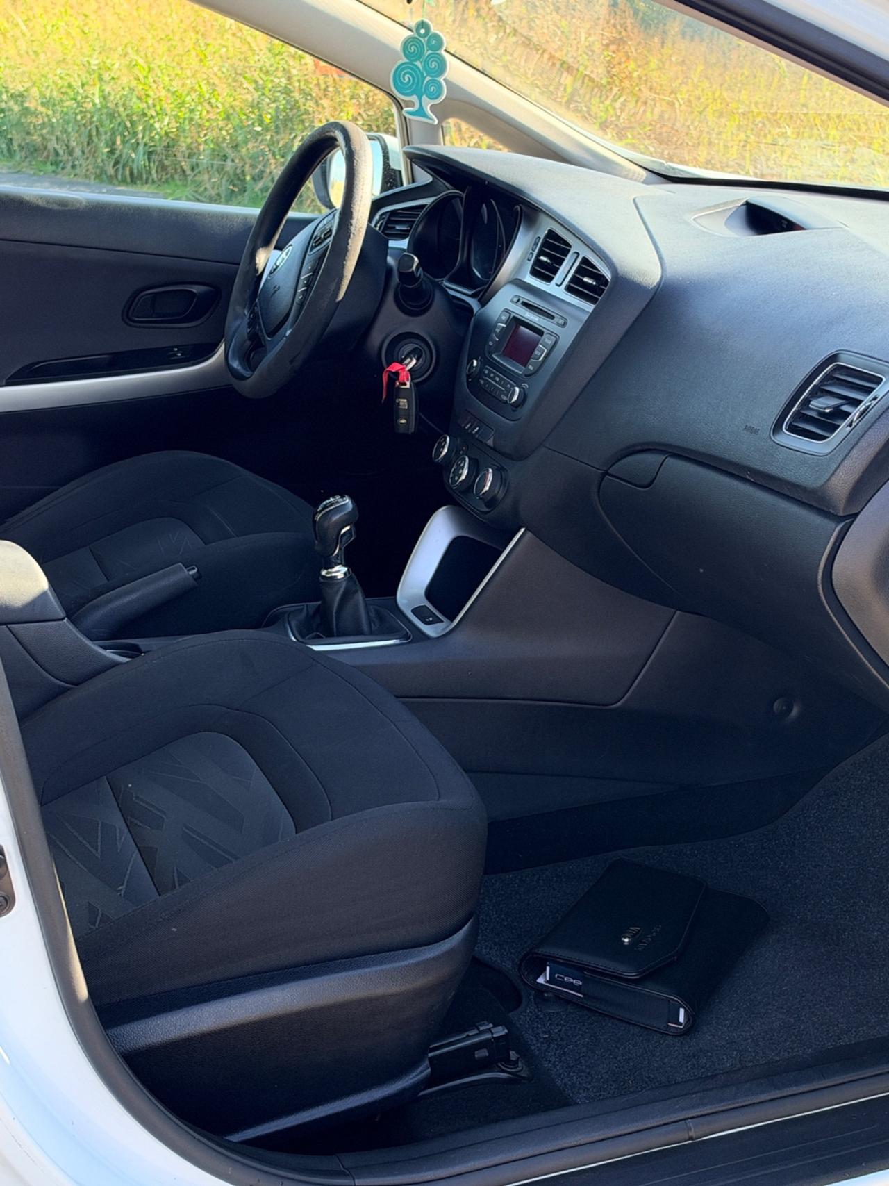 Kia Ceed cee'd 1.4 CRDi SW Cool Neopatentati