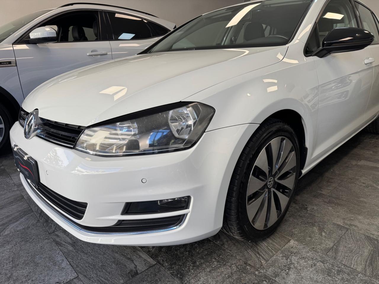 Volkswagen Golf 1.6 TDI 110 CV DSG HIGHLINE