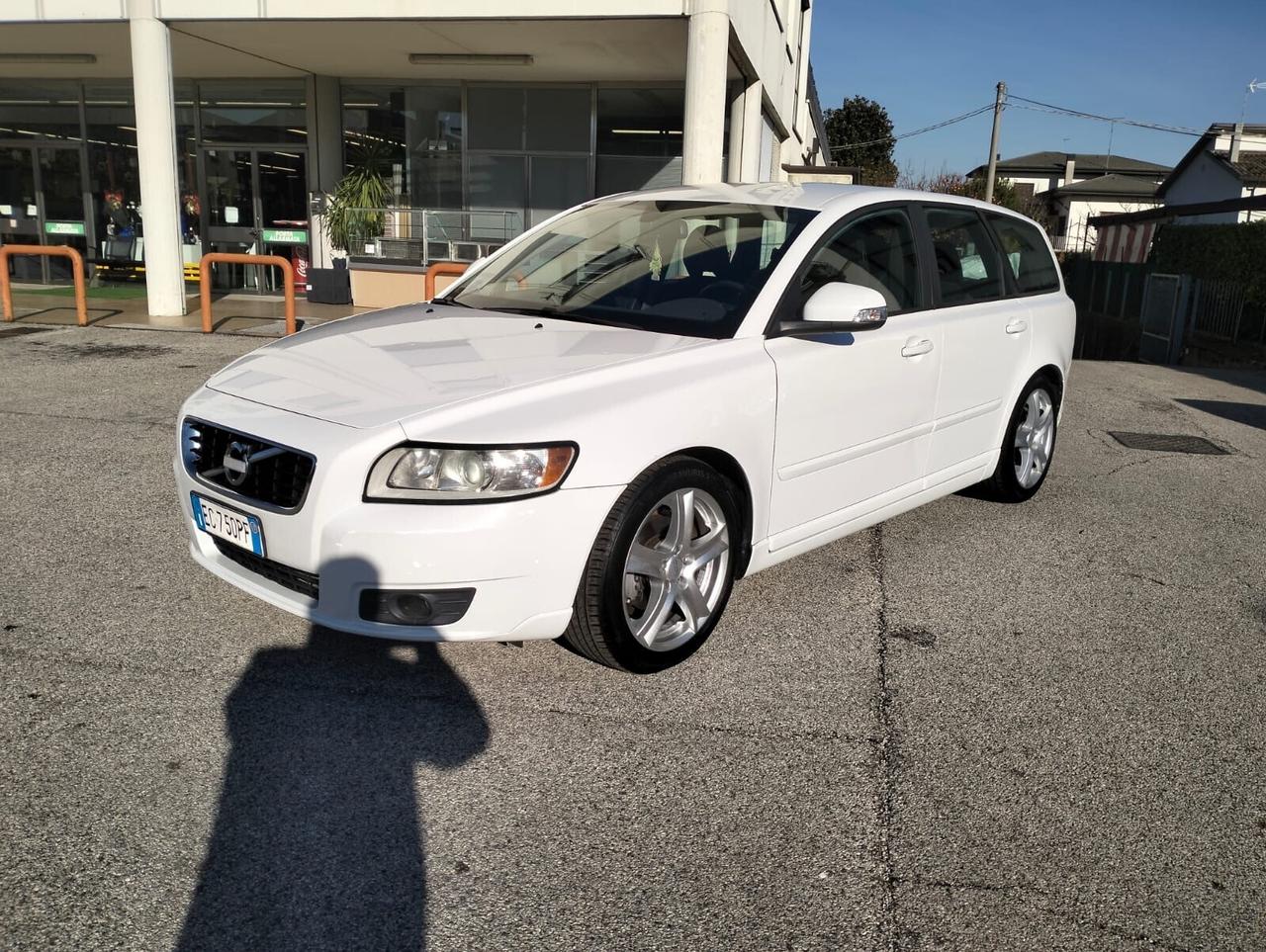 Volvo V50 DRIVe POLAR 1.6 d KM 228.000