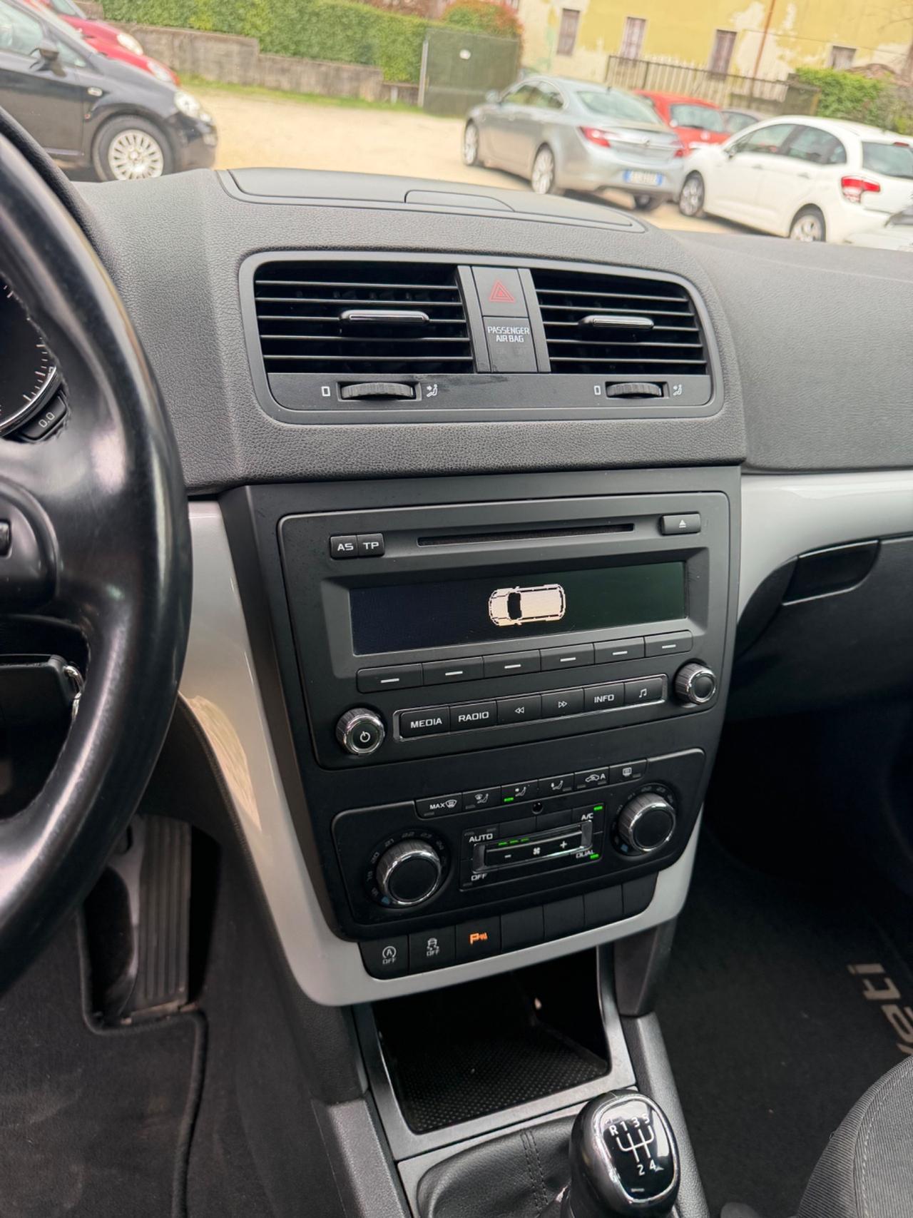 Skoda YETI ADVENTURE KMCERT UNICOPR