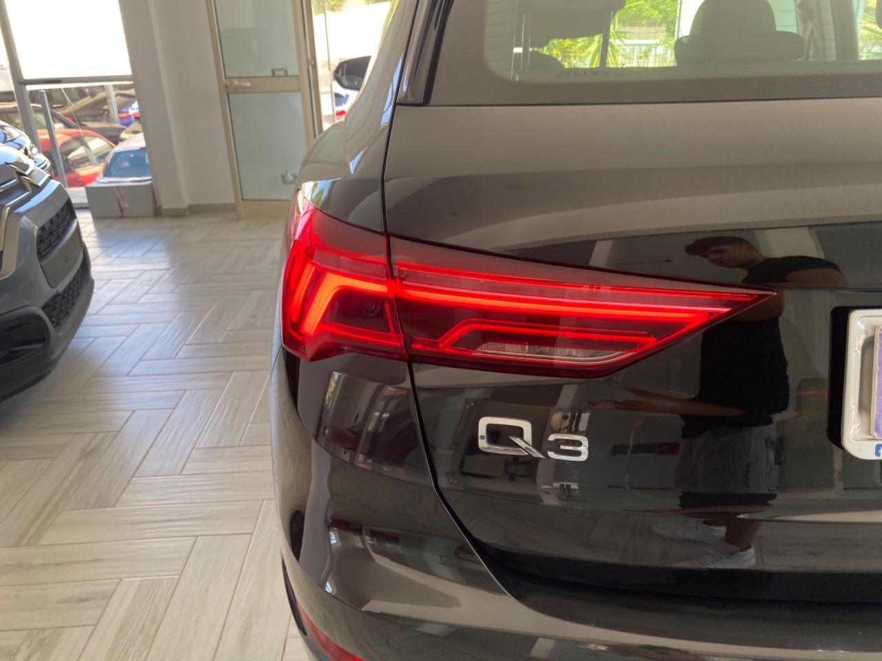 Audi Q3 35 TDI QUATTRO S-LINE BLACK EDITION2020